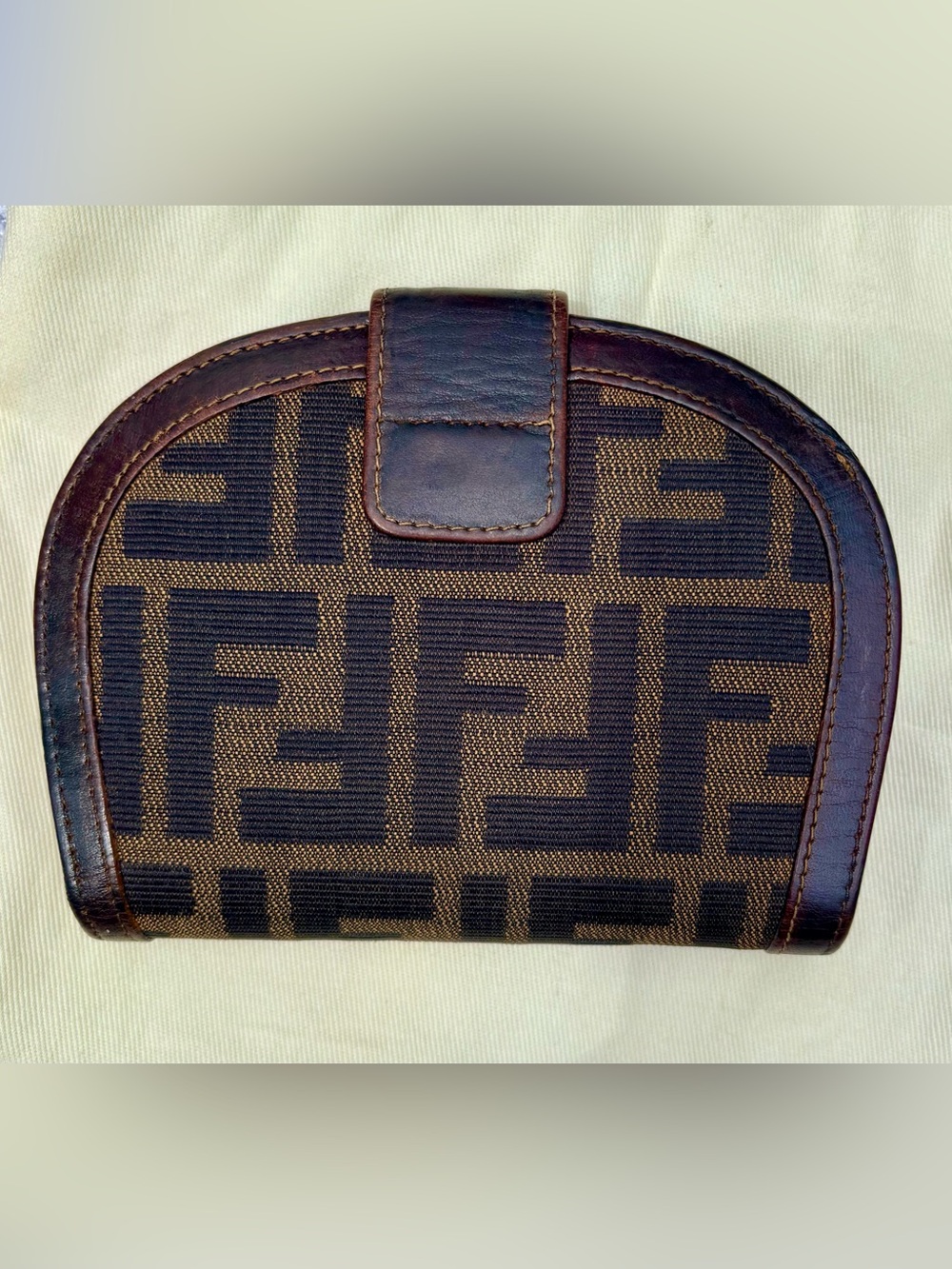 Fendi Zucca Half Circle Bifold Wallet AND Key Holder SET ποΈποΈ - Picture 4 of 16